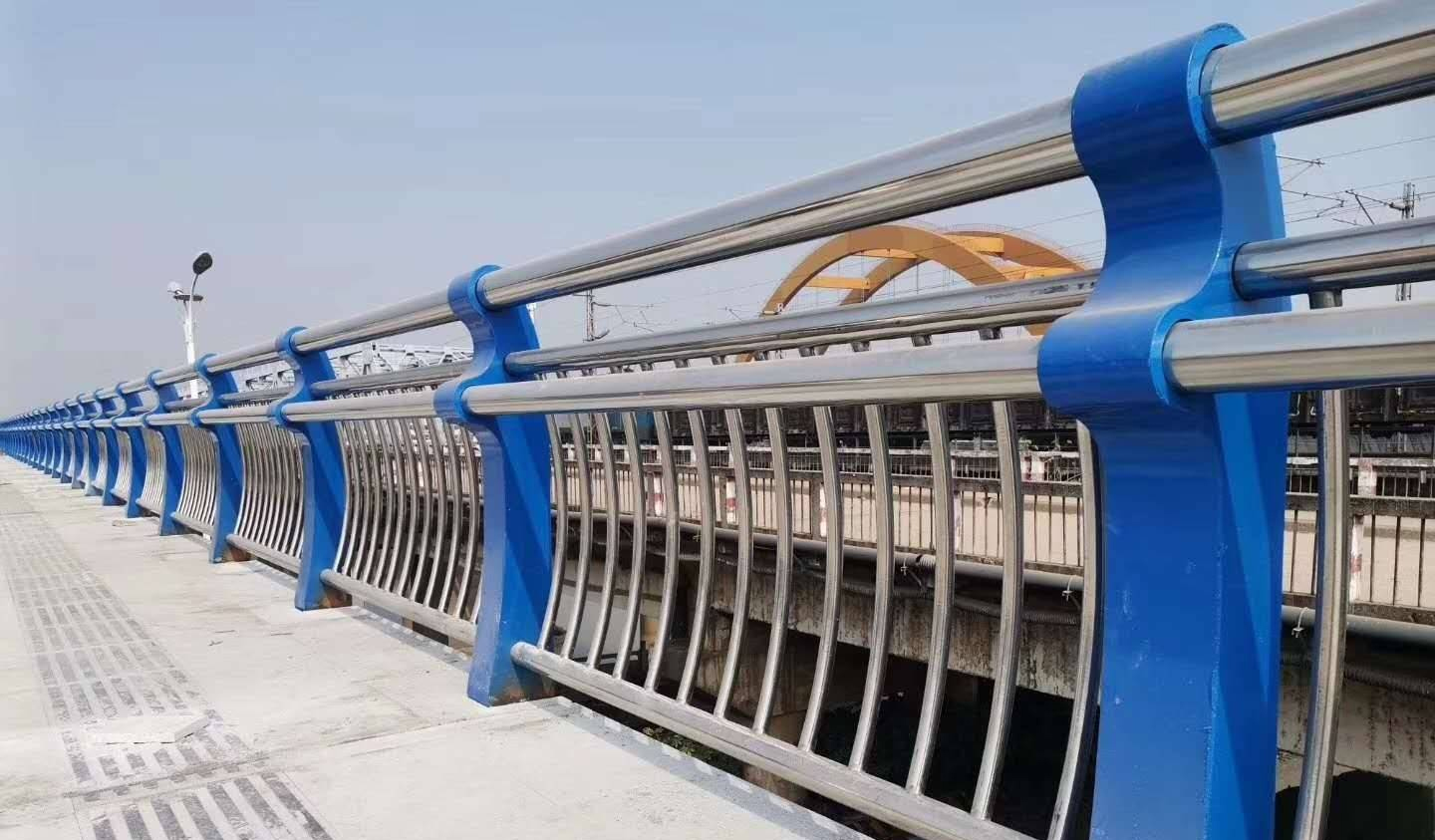 鄂州桥梁不锈钢防撞护栏